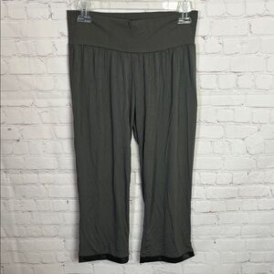 Faceplant Dreams Bamboo Capri Pant